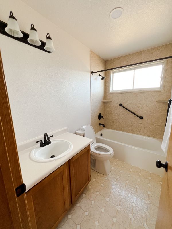 Top Bathroom Remodeling Companies in Visalia, CA